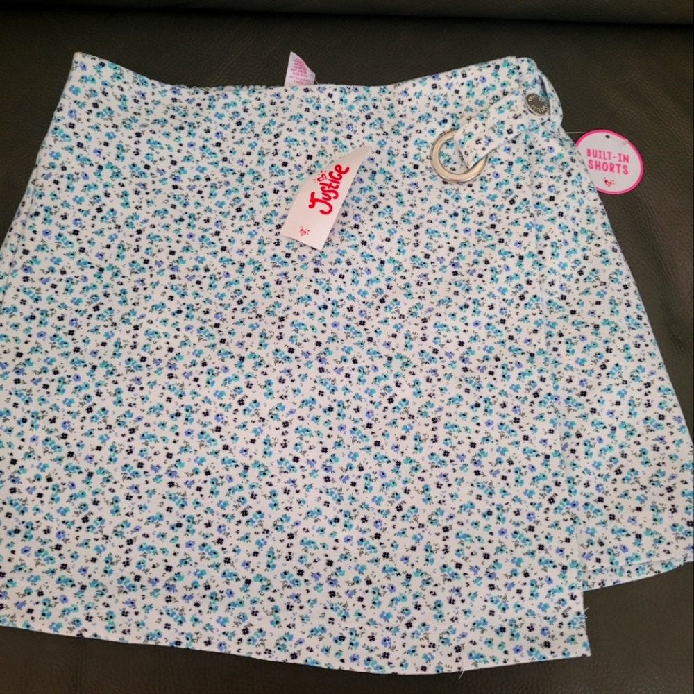 Justice Floral Skort with Built-In Shorts - Blue and White girl's size 10